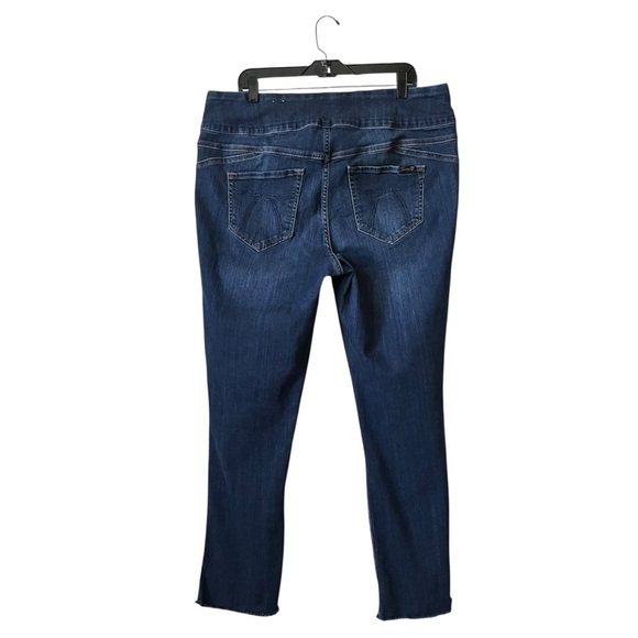 Seven7 Tummy Toner Jeans Size 16W Dark Blue Tapered Leg Mid Rise Pull On Stretch - Picture 3 of 6